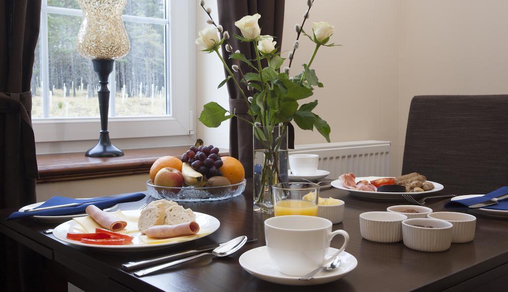 Daviot  Dinichean House Bed & Breakfast エクステリア 写真